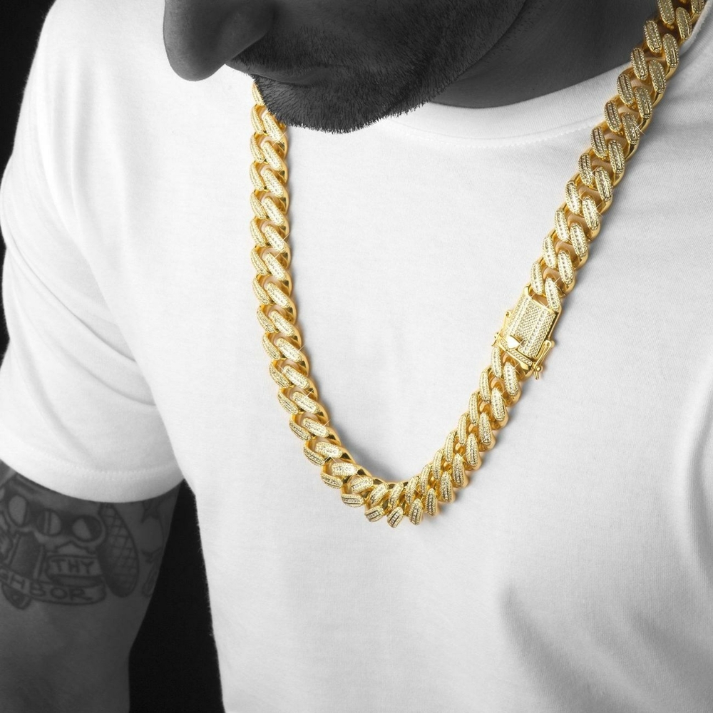 18MM ICED CUBAN LINK CHAIN IN GOLD - Picture 2 of 7